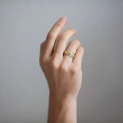 Promise Diamond Ethical Gold Eternity Ring -Plant Bargain Shop J4B7618 Edit 214c211d cf12 4be1 aa0b e3248b048359