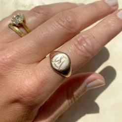 Bespoke Mark Recycled Rose Gold Wedding Band With Blue Enamel -Plant Bargain Shop LE3731 1