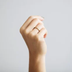 Vine Engraved Ethical Platinum Wedding Ring -Plant Bargain Shop web C5A3558 a86ed962 87e6 4921 b3a8 6bb13cab19c8