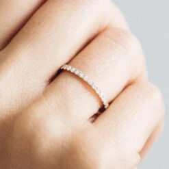 Altair Sapphire Ethical Platinum Eternity Ring -Plant Bargain Shop zoomed web C5A3537 9ce33ca8 d128 475b 9df7 3d044d14e447